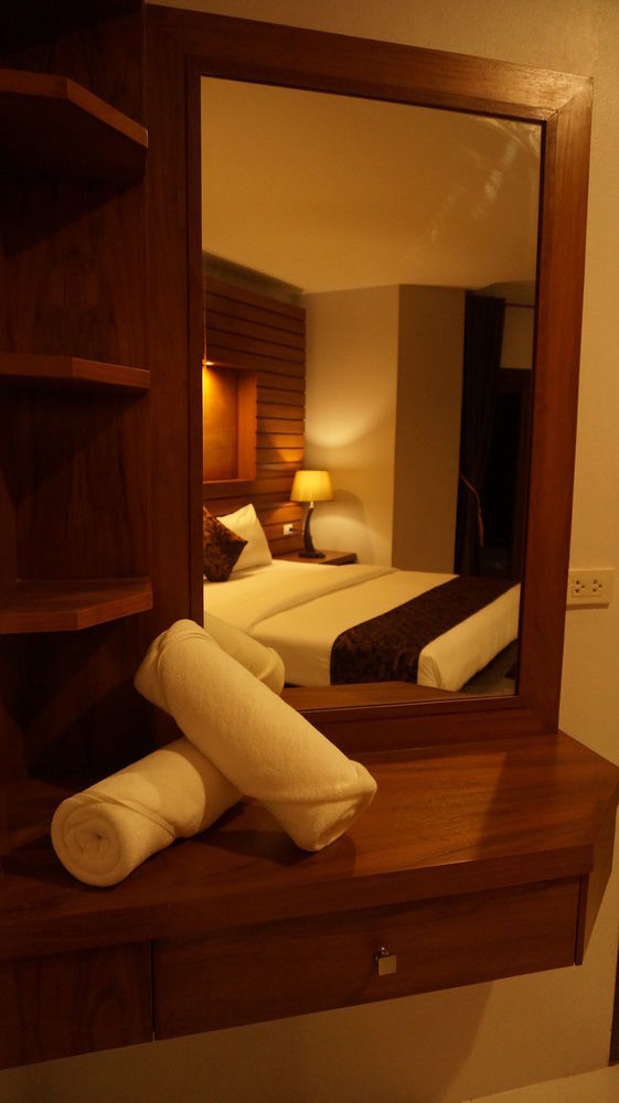 Lanta Intanin Resort - Sha Extra Plus Ко-Ланта Екстер'єр фото