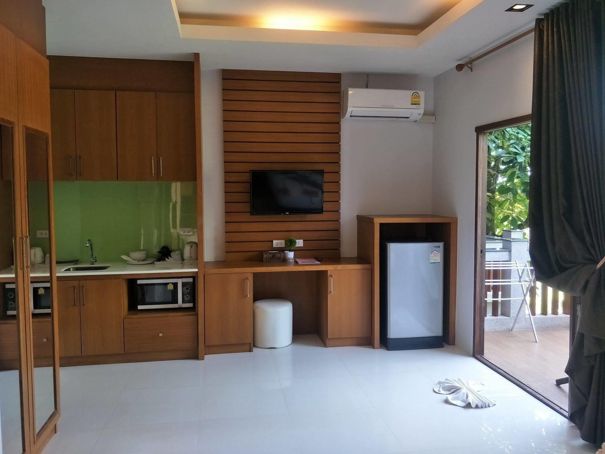 Lanta Intanin Resort - Sha Extra Plus Ко-Ланта Екстер'єр фото