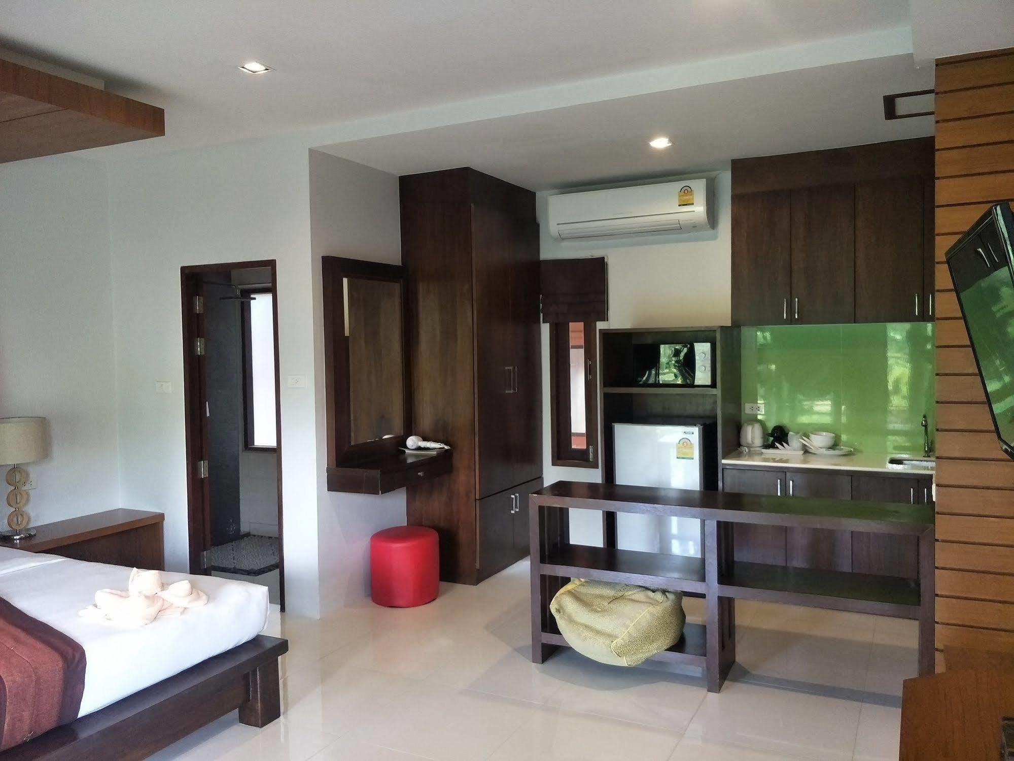 Lanta Intanin Resort - Sha Extra Plus Ко-Ланта Екстер'єр фото
