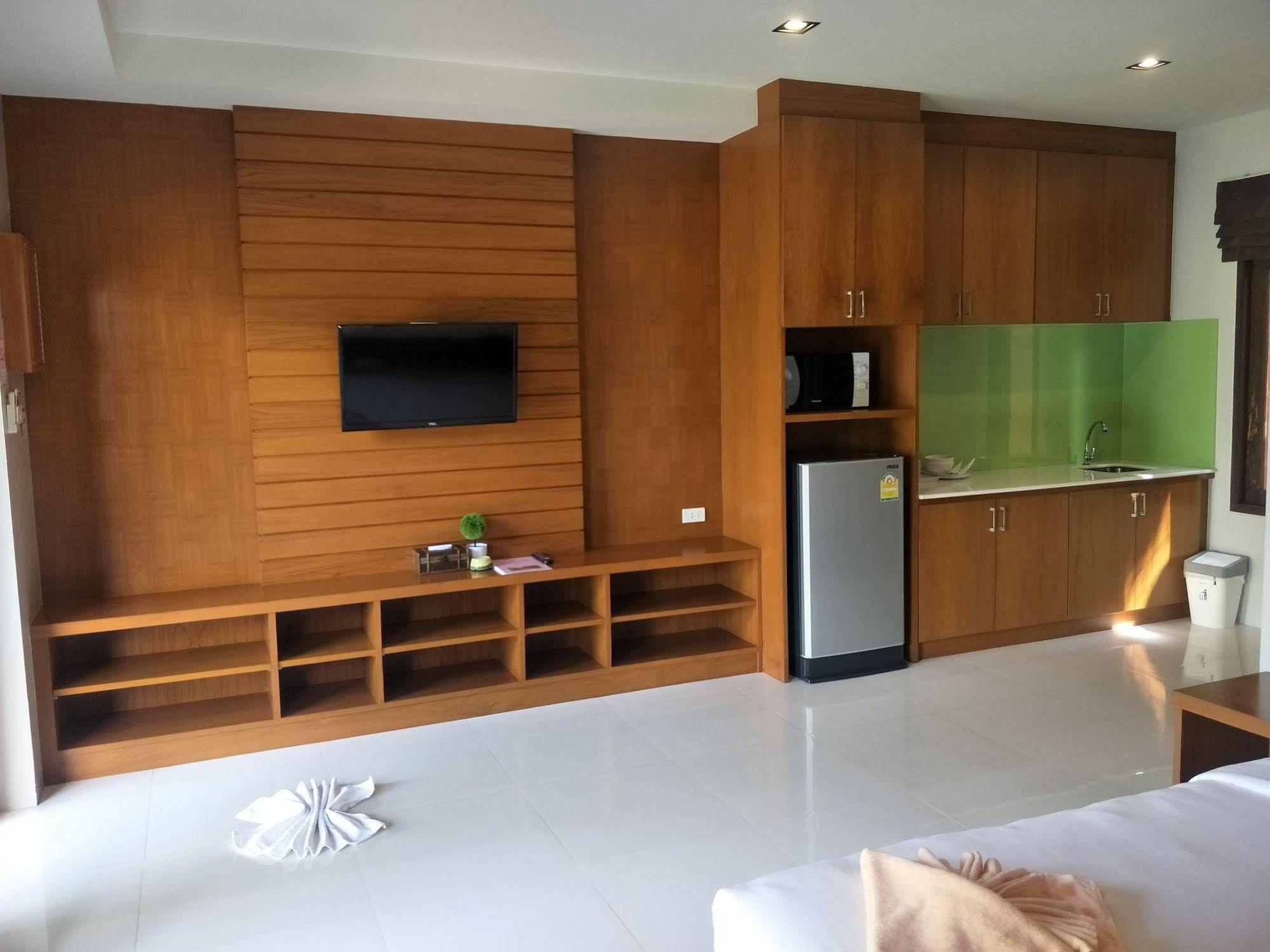 Lanta Intanin Resort - Sha Extra Plus Ко-Ланта Екстер'єр фото