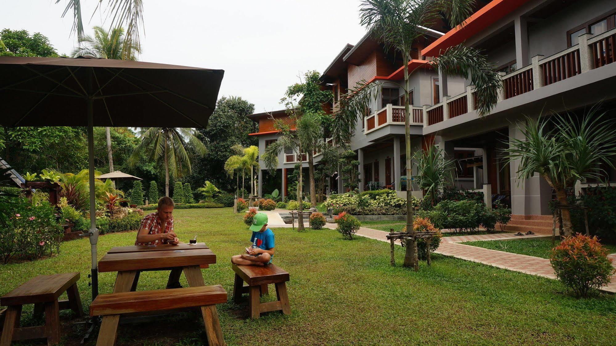 Lanta Intanin Resort - Sha Extra Plus Ко-Ланта Екстер'єр фото